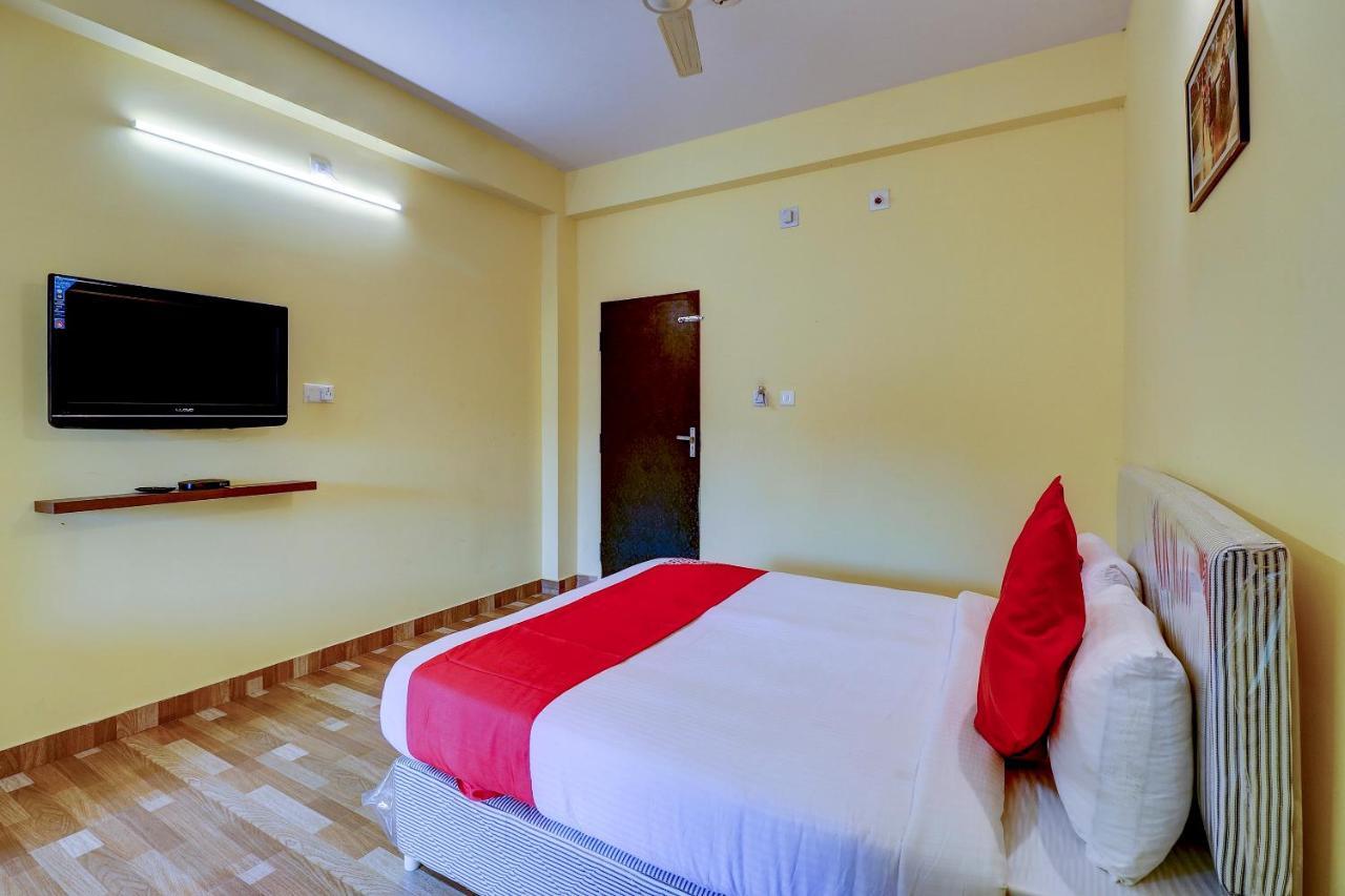 Gaurika Residency Boarding & Lodging - Padubidri Otel Dış mekan fotoğraf