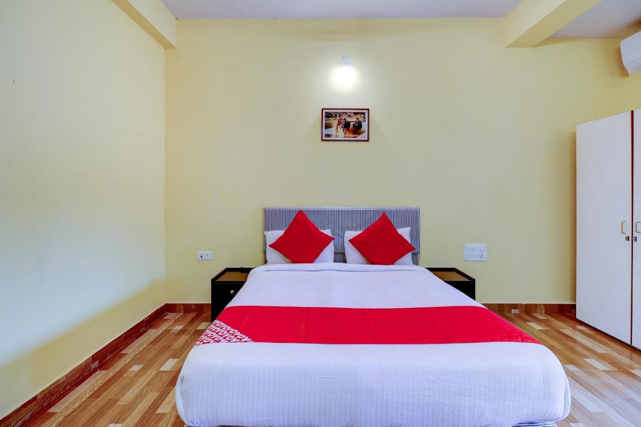 Gaurika Residency Boarding & Lodging - Padubidri Otel Dış mekan fotoğraf